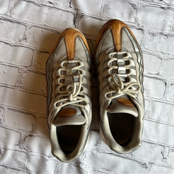 Nike Air Max 2017 Womens 10 Running Shoes Sneakers AH8697-002 - Picture 16 of 16